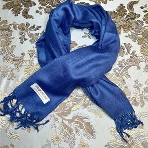 💜 Bluish and Purple Nave and Pashmina Wrap 70/30 Blend. Elegant Fringe! 64x26